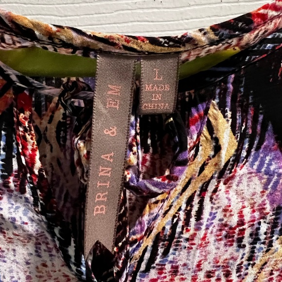 Brina and Em Women’s Multi Color Top Size Large - Picture 6 of 6